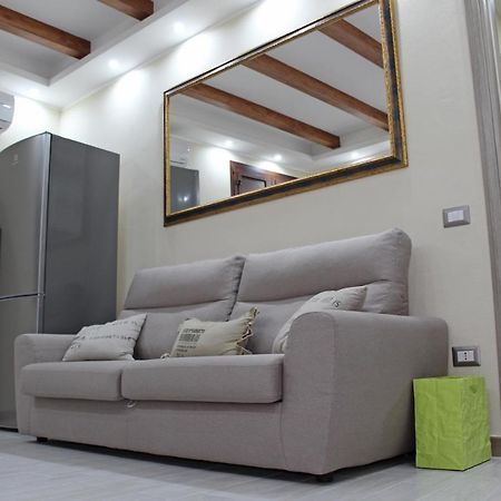Flamingo Luxury Apartment Ajpsardinia 卡利亚里 外观 照片