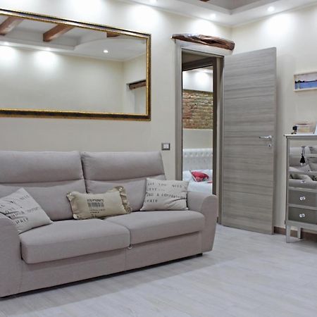 Flamingo Luxury Apartment Ajpsardinia 卡利亚里 外观 照片