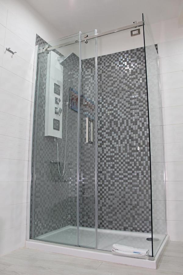 Flamingo Luxury Apartment Ajpsardinia 卡利亚里 外观 照片