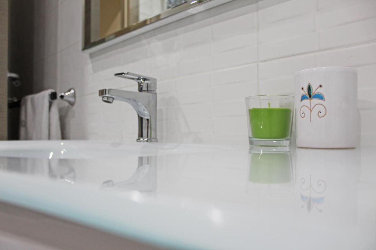 Flamingo Luxury Apartment Ajpsardinia 卡利亚里 外观 照片